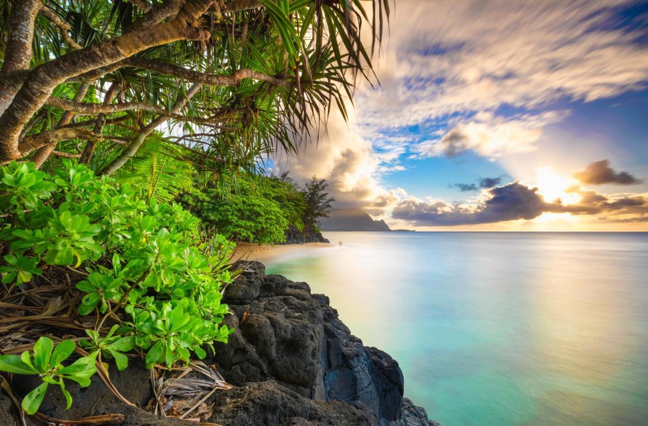 Puu Poa Ocean Bluff Condo, Incredible Views, Walk To Beaches, Pool & Tennis Princeville Eksteriør billede